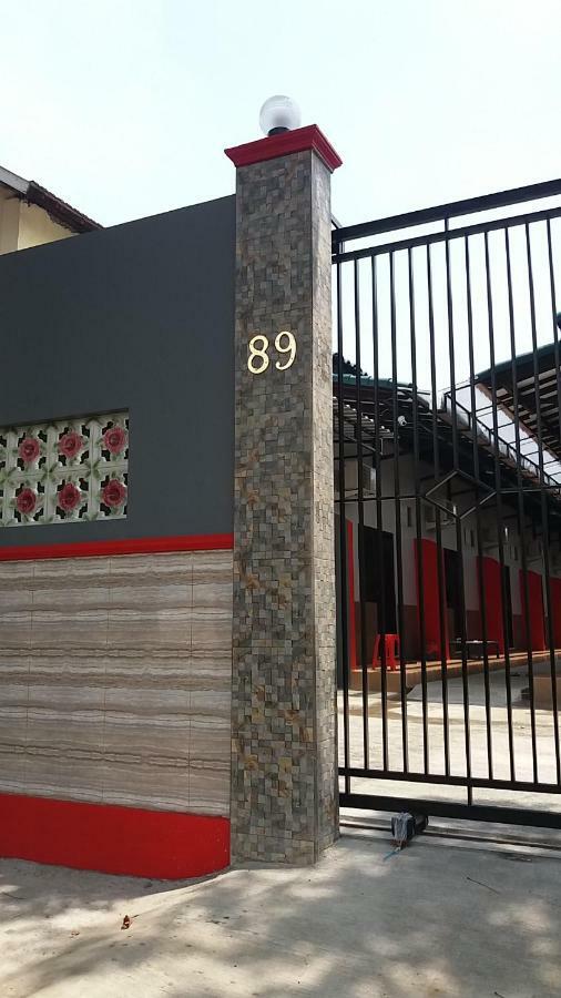 Homestay Dan Kost 78 Jepara Exterior photo